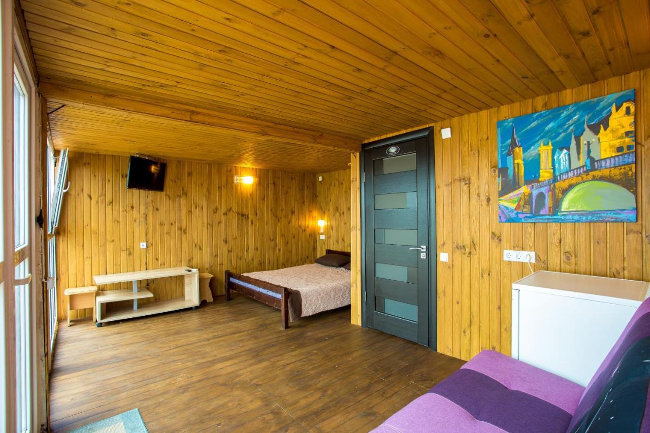 Б/О Pina Colada Hotel Ochakiv Exterior photo